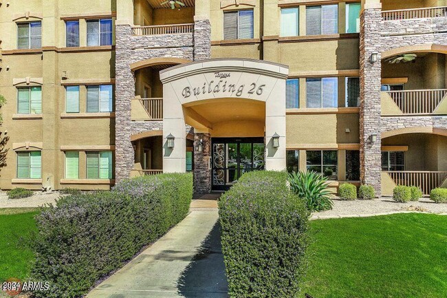 Foto del edificio - 5350 E Deer Valley Dr