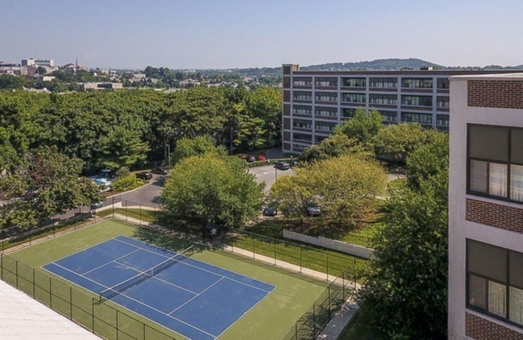 Bridgeview Apartments photo 5