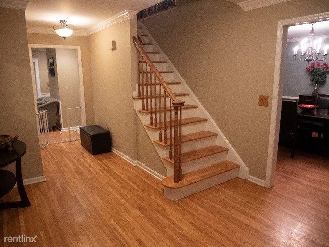 Foto del edificio - 4 br, 2.5 bath House - 50 Kevin Dr