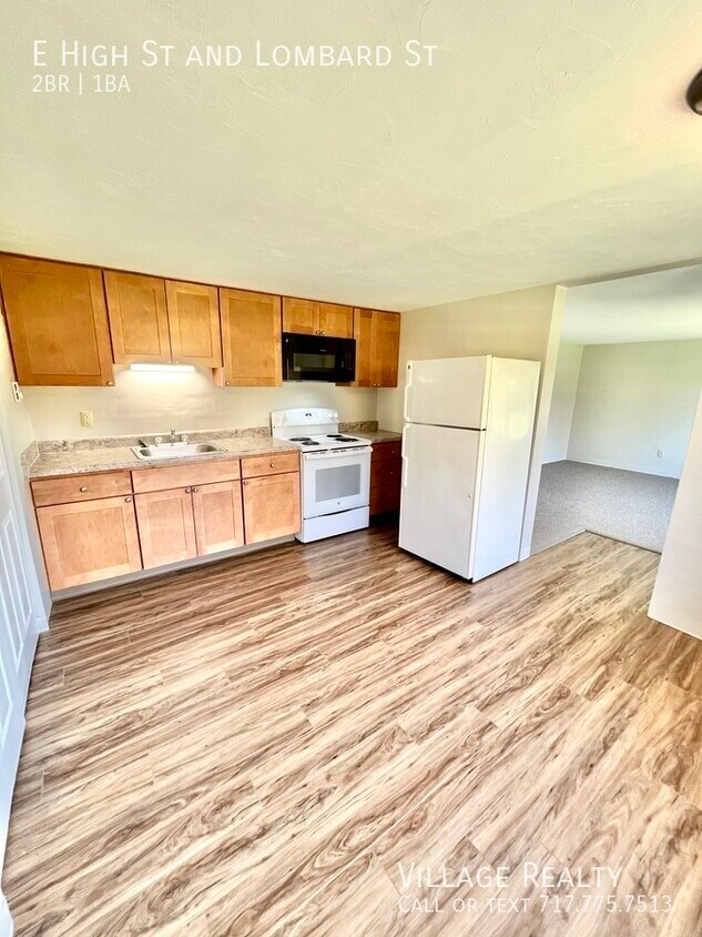 Primary Photo - Remodeled 2-Bed apartment with washer/drye...