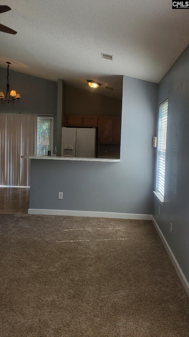 Foto del edificio - 50 Glen Knoll Pl