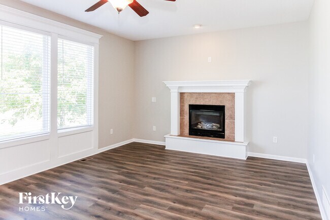 Foto del edificio - 4508 N 121st Terrace