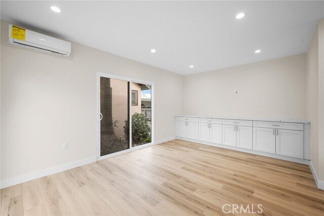 Foto del edificio - 417 Riverdale Dr