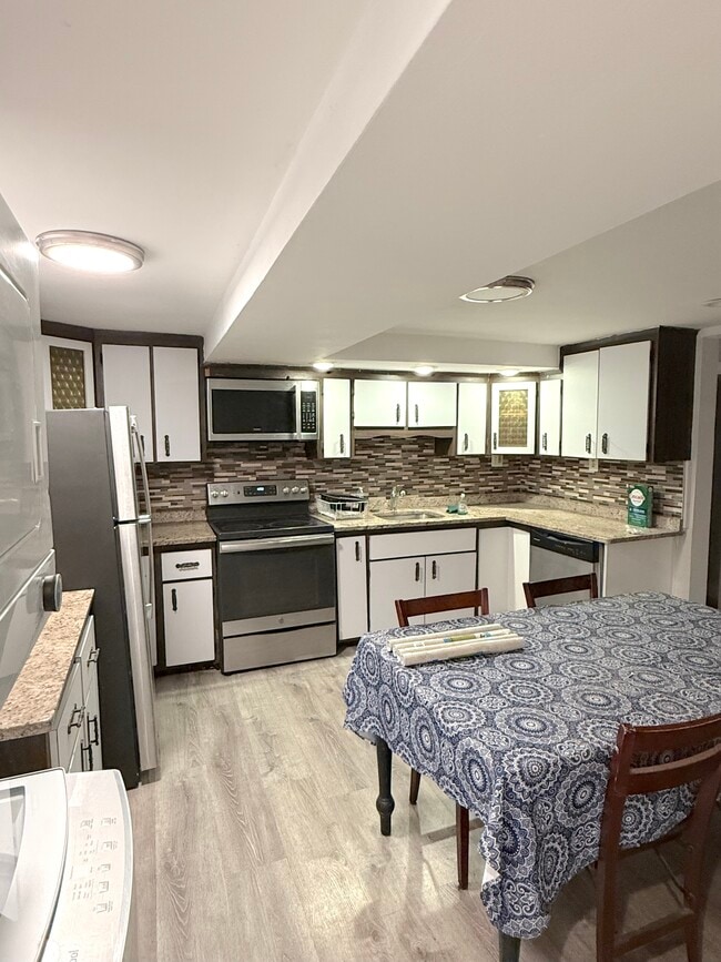 Foto del edificio - 84 Thorndike St