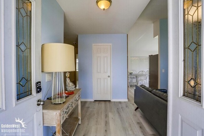 Foto del edificio - Beautiful 3Bdm 2Ba Home in Oceanside!