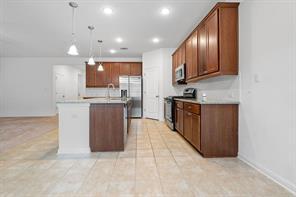 Foto del edificio - 3341 Charade Dr