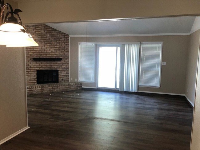 Building Photo - 4302 Woodmeadow Ct