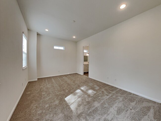 Foto del edificio - 9902 Clark Rd