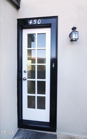 Building Photo - 450 S El Molino Ave