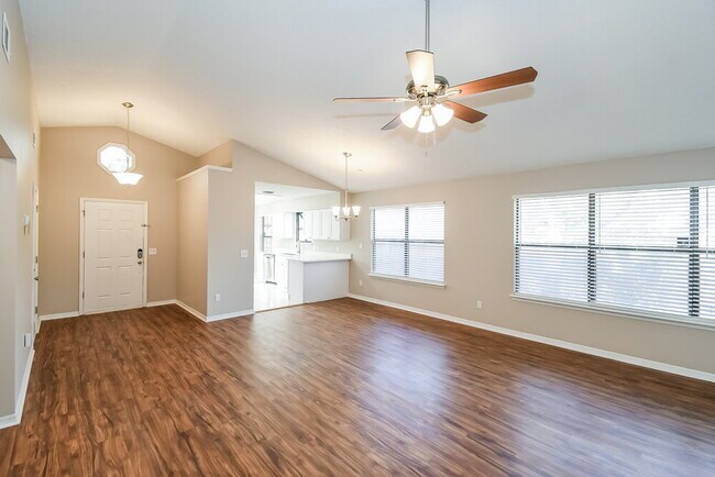 Building Photo - 7631 Collins Ridge Blvd