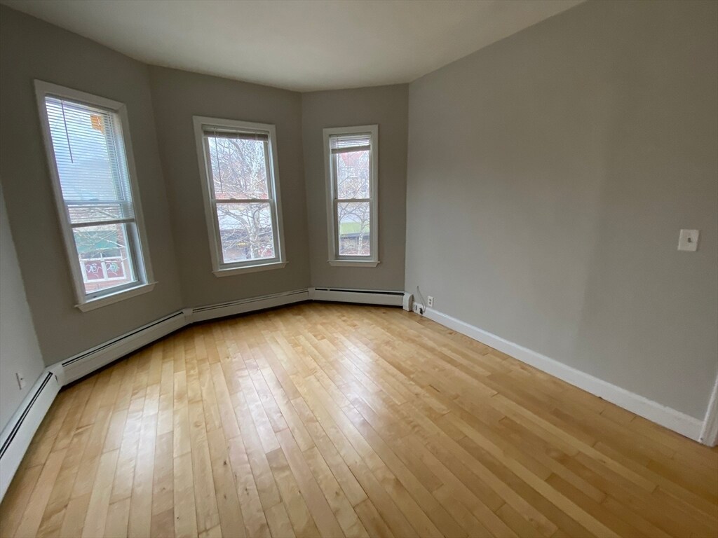 139 Bowdoin St Unit 2, Boston, MA 02122 Room for Rent in Boston, MA
