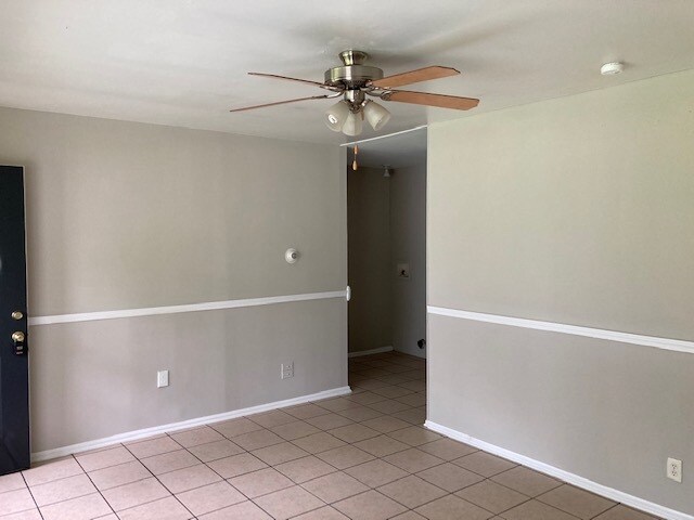 Building Photo - 4501 Thrush Dr