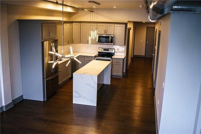 Foto del edificio - 4041 Liberty Ave