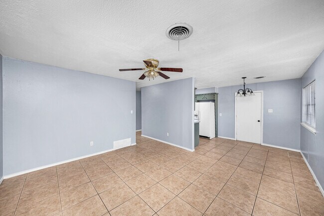 Foto del edificio - 4605 SW H Ave