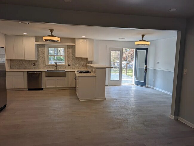 Foto del edificio - Room in Duplex on Union Rd SW