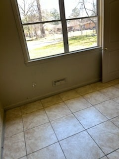 Building Photo - 1924 79th Ave