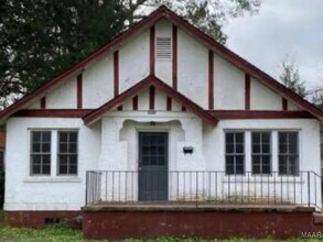 Building Photo - 2310 Yancey Ave