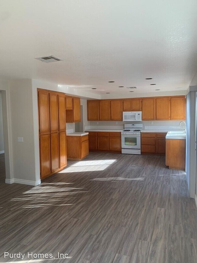 Foto del edificio - 4 br, 2.5 bath House - 448 Alyssum Way