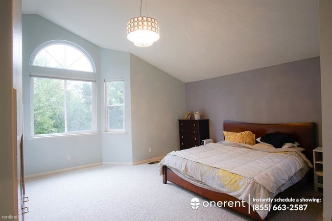 Building Photo - 4 br, 3 bath House - 20595 Crow Creek Rd -