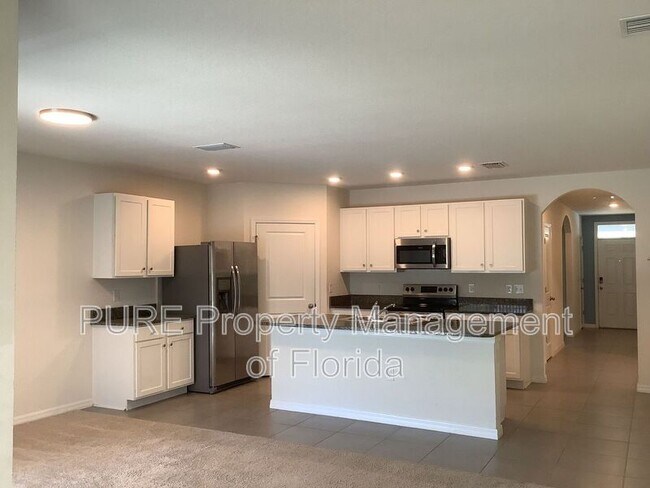 Foto del edificio - 4950 NE 15th Pl