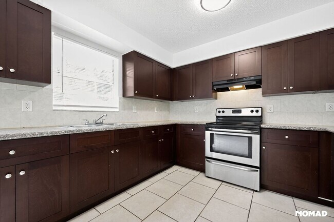Foto del edificio - 216 SW 4th Ave