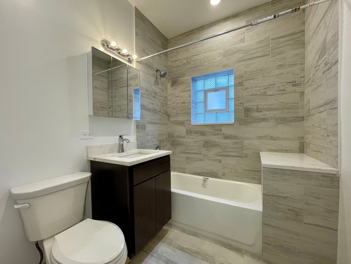 Photo - 2143 N Keystone Ave (Chicago, IL)