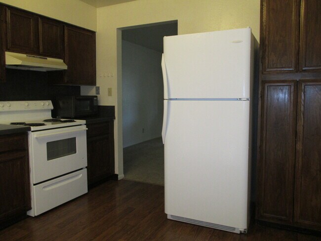 Foto del edificio - TEMPE 2 Bed/1 Bath Tri Plex Close to ASU -...
