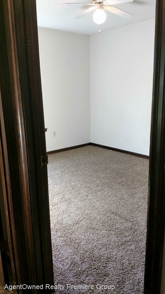 Foto del edificio - 3 br, 1.5 bath House - 67 Burnt Mills