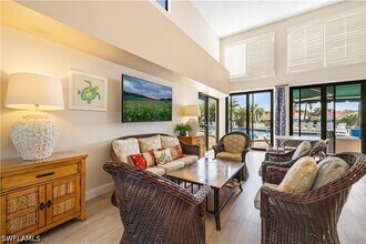 Building Photo - 565 Beachwalk Cir