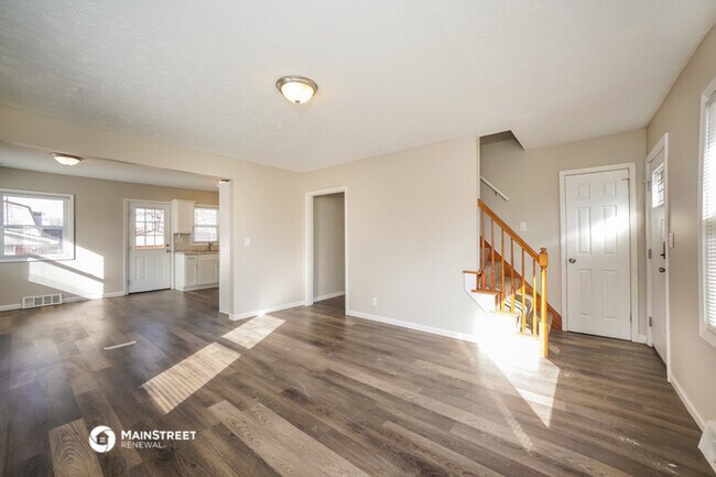 Foto del edificio - 7726 Carnation Dr