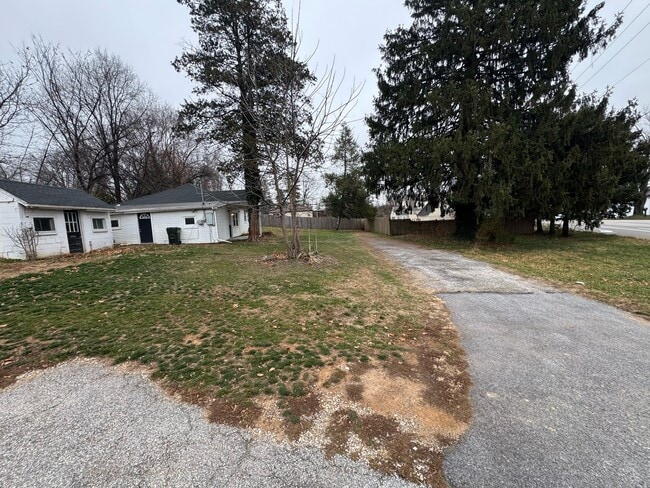 Foto del edificio - 2141 Brougher Ln