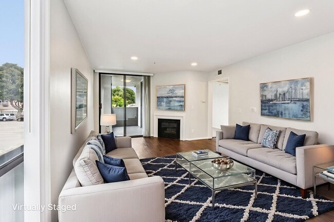 Interior Photo - 1223 Federal Ave