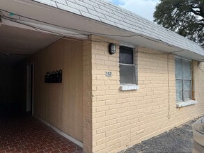 Building Photo - 153 E Baylor St