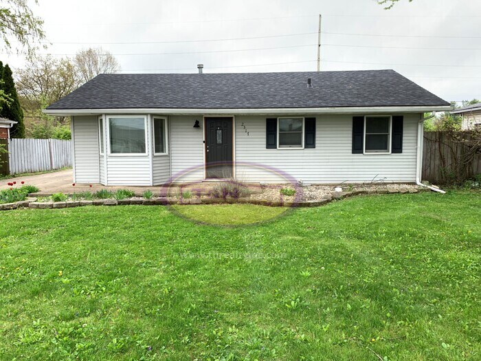 Primary Photo - Adorable Ranch in Anderson!