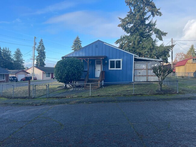 Foto del edificio - EAST BREMERTON DUPLEX 2 BED 1 BATH