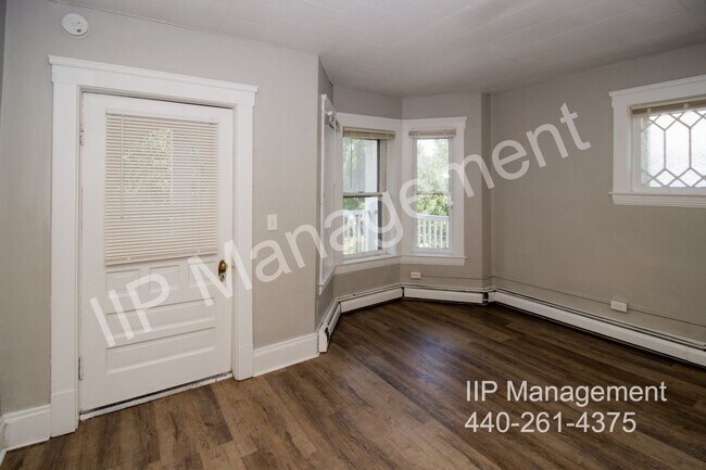 Foto del edificio - 1609 Lakewood Ave