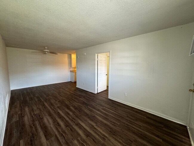 Foto del edificio - 505 Sunset Ln