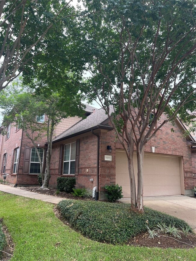 Building Photo - 1214 Glenwood Canyon Ln