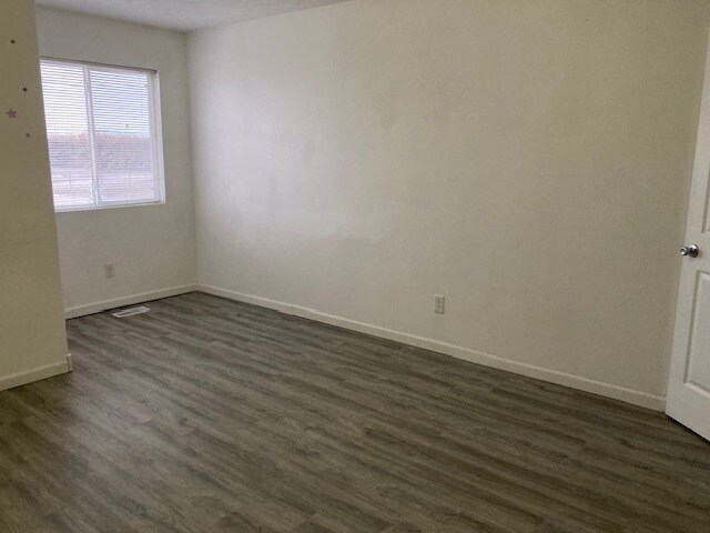 Foto del edificio - 2923 W Louise St