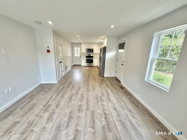 Building Photo - 66 Campfield Dr