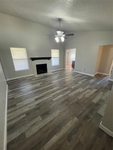 Building Photo - 6449 Fairview Dr