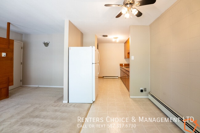 Building Photo - Second Floor Apartment, Utilities Included