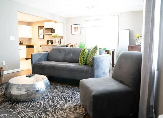Foto del edificio - 284 Barfield Ave SW