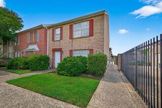 Building Photo - 4064 Belle Park Dr