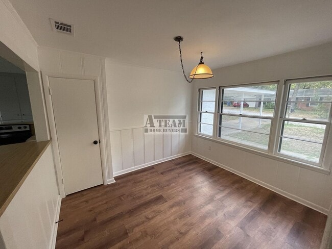 Building Photo - Newly updated 3 Bedroom 2 Bath located in the heart of Athens!