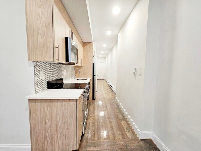 Building Photo - 501 Beacon St