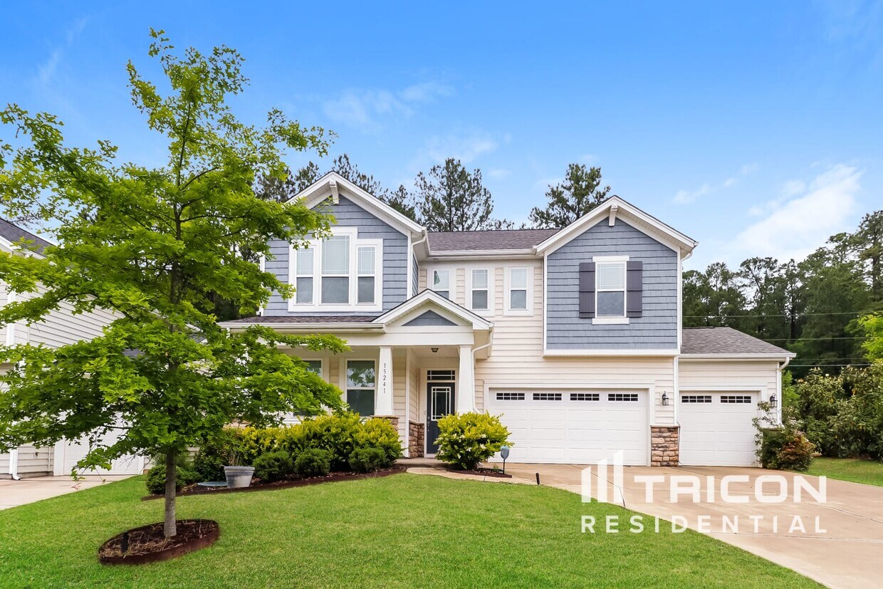 Foto principal - 15241 Red Canoe Way