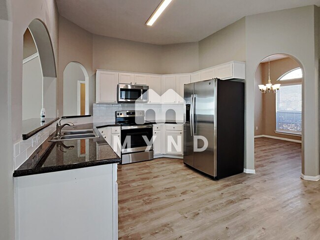Building Photo - 14906 Sparks Ct