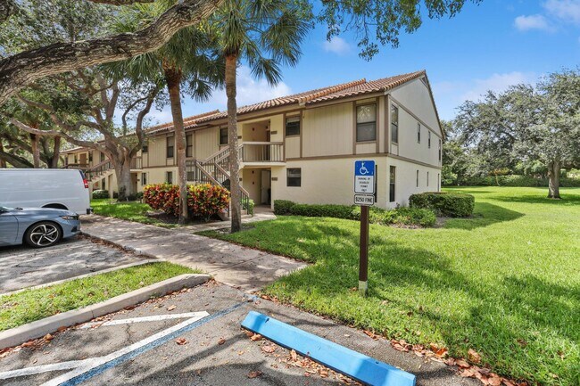 Foto del edificio - 3100 Millwood Terrace