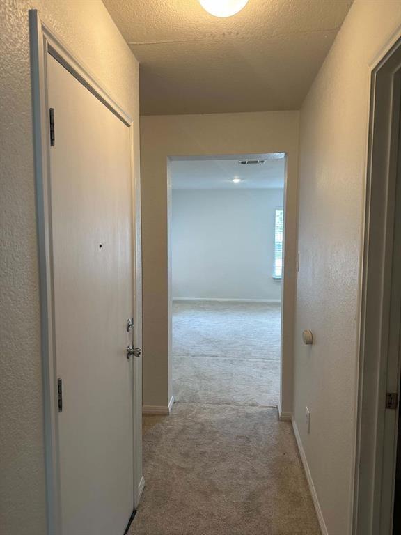 Foto del edificio - 18312 Crestwind Ln